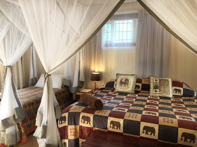 Flatdog Lodge Victoria Falls Extérieur photo