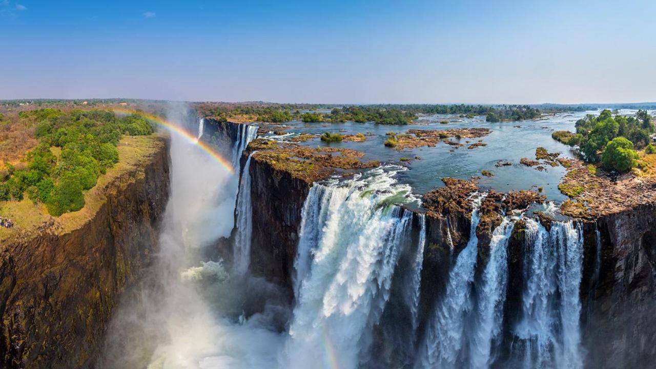 Flatdog Lodge Victoria Falls Extérieur photo
